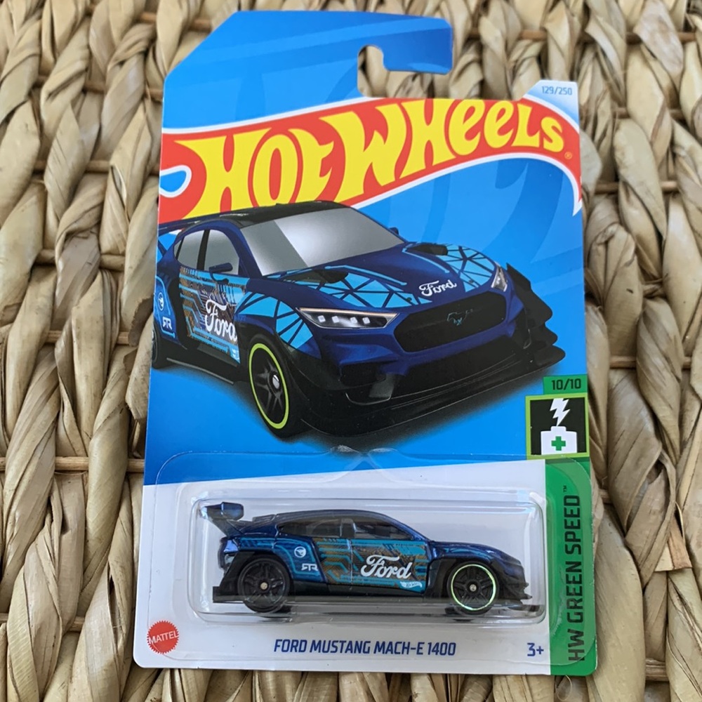 Treasure Hunt Ford Mustang Mach E1400 Hot Wheels Electric Vehicle EV Car 2024 🆕